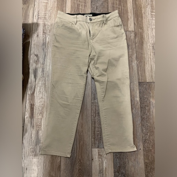 Ankle length tan pants - Picture 1 of 4